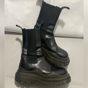 Bottega Veneta boots size 39